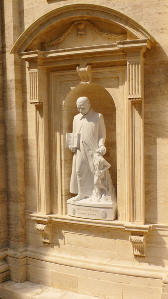 La statua di S. Luigi Orione in Vaticano