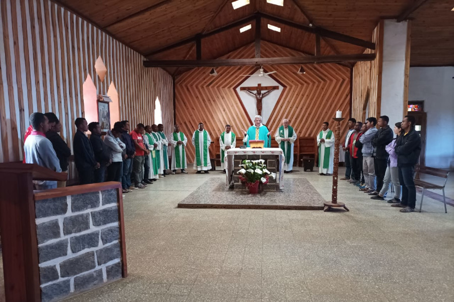 Madagascar: Gli Esercizi Spirituali dei religiosi della Delegazione malgascia