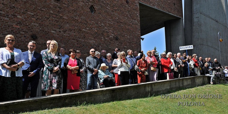 POLONIA: CELEBRATI I 100 ANNI DI PRESENZA ORIONINA -  23176