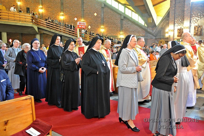 POLONIA: CELEBRATI I 100 ANNI DI PRESENZA ORIONINA -  23183