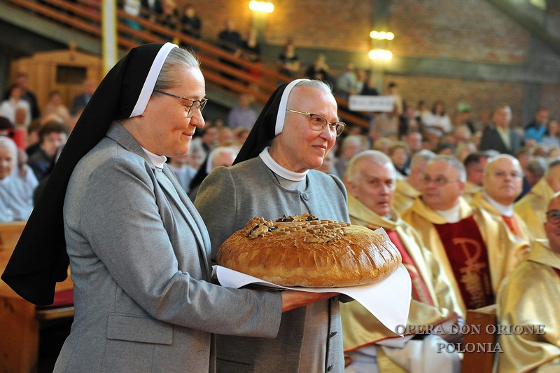 POLONIA: CELEBRATI I 100 ANNI DI PRESENZA ORIONINA -  23184