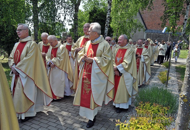 POLONIA: CELEBRATI I 100 ANNI DI PRESENZA ORIONINA -  23188