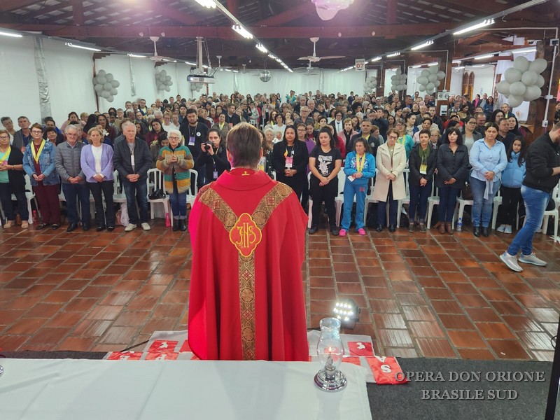 BRASILE DEL SUD: XXV CONGRESSO DEL MOVIMENTO LAICO ORIONITA -  23198