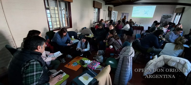 ARGENTINA: L'INCONTRO DEL SEGRETARIATO EDUCATIVO -  23256