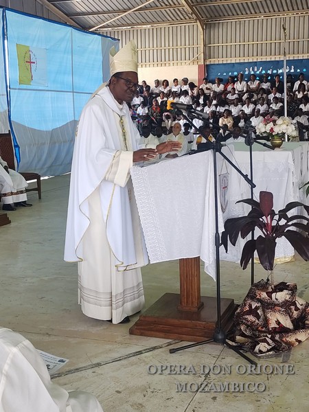 MOZAMBICO: A BEIRA ORDINATI TRE SACERDOTI ORIONINI -  23368
