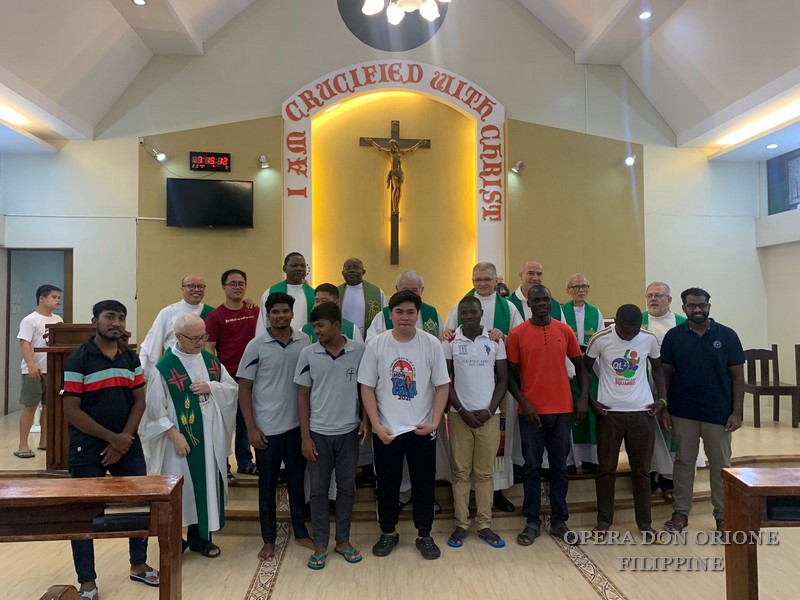 FILIPPINE: INIZIATA LA VISITA CANONICA GENERALE -  23413
