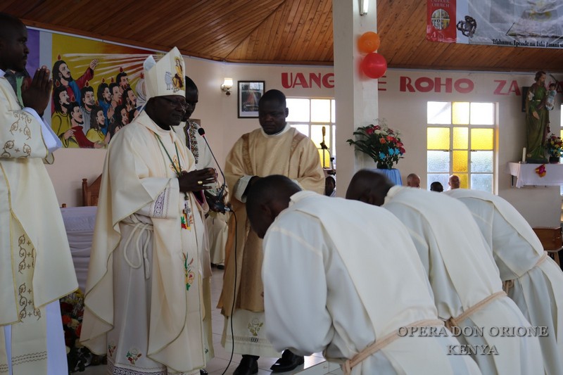Kenya: Terminata la Visita Canonica Generale -  23740