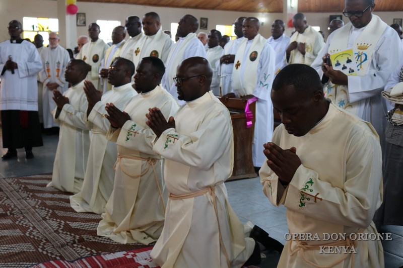 Kenya: Terminata la Visita Canonica Generale -  23741