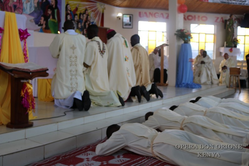 Kenya: Terminata la Visita Canonica Generale -  23745