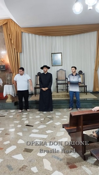Brasile Nord: L' incontro dei religiosi di voti temporanei -  23756