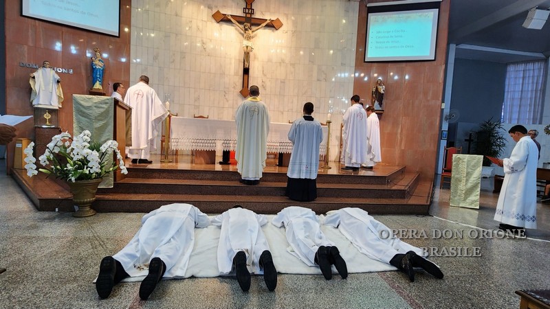 I voti perpetui dei religiosi delle due Province del Brasile -  23762