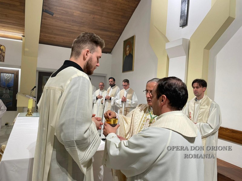 Iaşi- Romania: La c'è la Provvidenza! -  23805