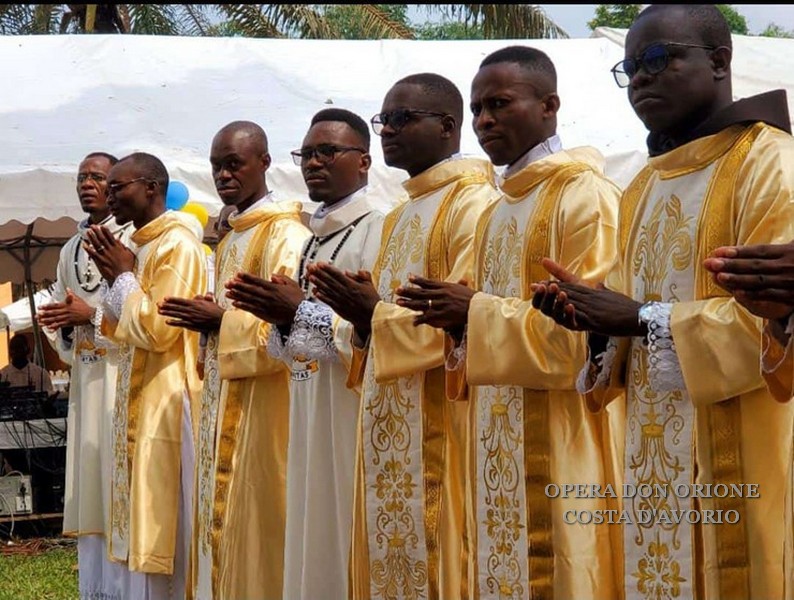 Costa d'Avorio: 5 nuovi diaconi nella Provincia Notre Dame d'Afrique -  23870