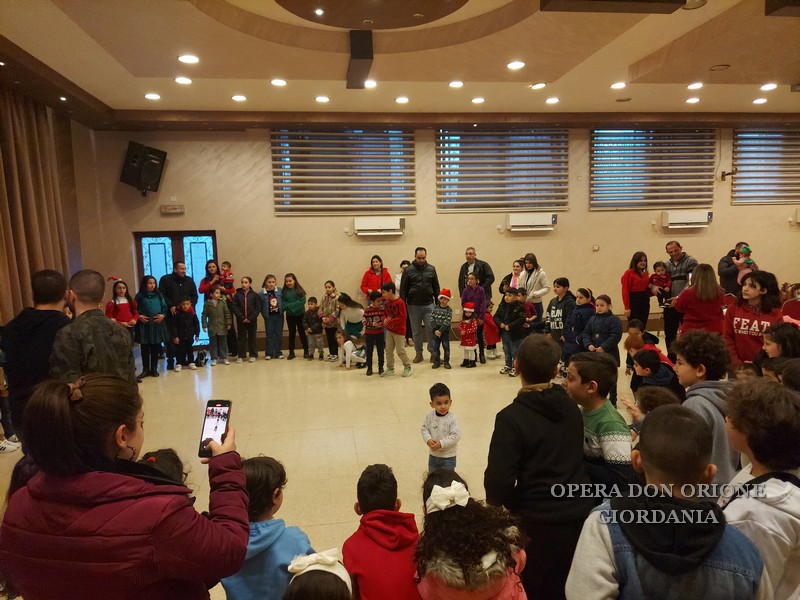 Giordania: La celebrazione del Natale con persone di culture diverse -  23893