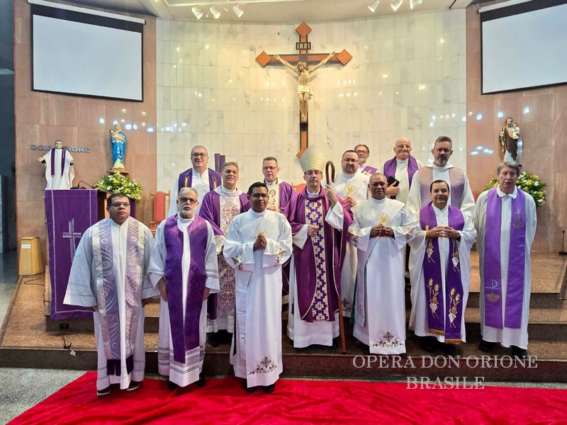 Brasile: L'ordinazione diaconale dei chierici Adriano, Júnior e Sérgio -  24168