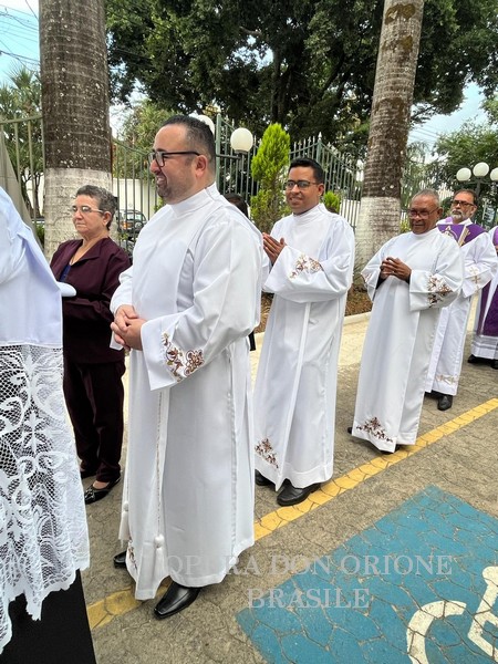 Brasile: L'ordinazione diaconale dei chierici Adriano, Júnior e Sérgio -  24179