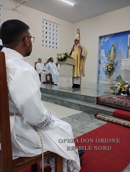 Brasile Nord: L'ordinazione diaconale del chierico Renato Ribeiro da Costa  -  24222