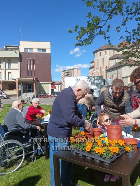 Tortona: Festeggiata al Mater Dei la “Primavera insieme”  -  24306