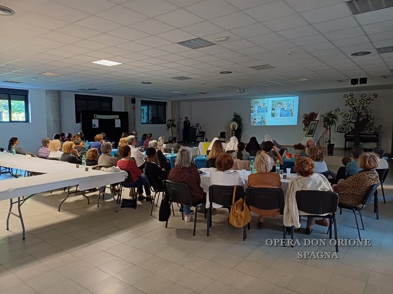 Spagna: Incontro della Famiglia Carismatica -  24330
