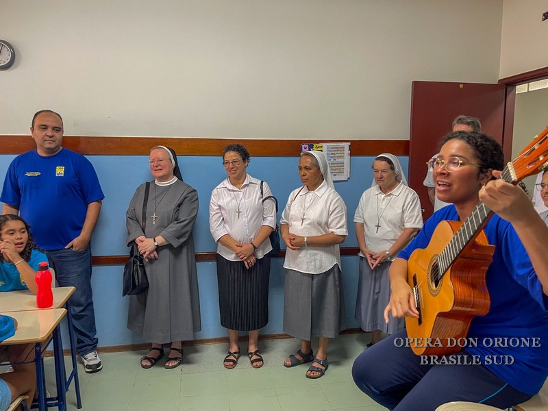 Incontri Fraterni e Opere di Carità in Brasile -  24387