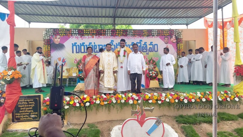 India: L'ordinazione sacerdotale del diacono Naveen Kumar Pamishetty -  24734