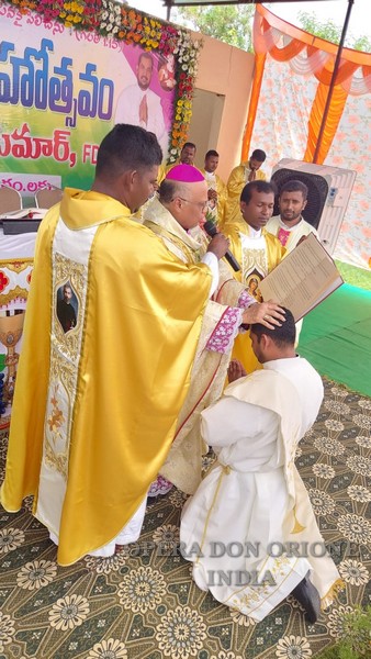 India: L'ordinazione sacerdotale del diacono Naveen Kumar Pamishetty -  24737