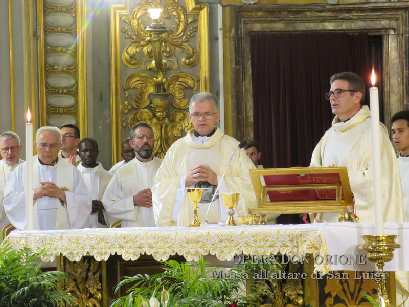 Il 100° anniversario della Messa all'altare di San Luigi -  24797
