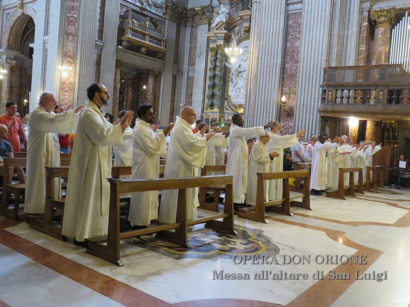 Il 100° anniversario della Messa all'altare di San Luigi -  24799