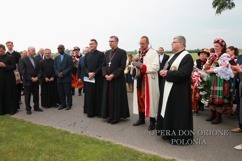 Polonia: A Zduny celebrato il 25° della beatificazione di Don Francesco Drzewiecki -  24806