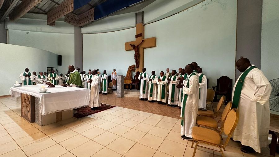 Al via a Bonoua l'incontro di formazione dei nuovi Consigli provinciali dell'Africa -  24862