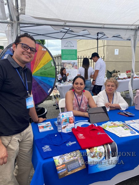Realizzata presso il Santuario orionino a Boston la prima Fiera dei Servizi Colombiani  -  24915