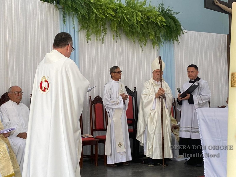Brasile Nord: A Buritis, l'ordinazione diaconale del chierico Diego De Lima Dias -  24974