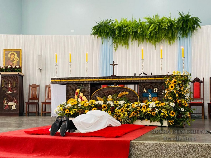 Brasile Nord: A Buritis, l'ordinazione diaconale del chierico Diego De Lima Dias -  24981