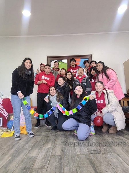 Cile: Due religiosi orionini partecipano alle missioni di solidarietà del Duoc UC ad Algarrobo -  25005