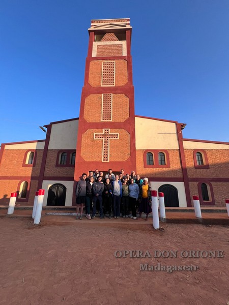 Madagascar: A Miandrarivo inaugurata la chiesa intitolata a Sant'Agostino -  25037