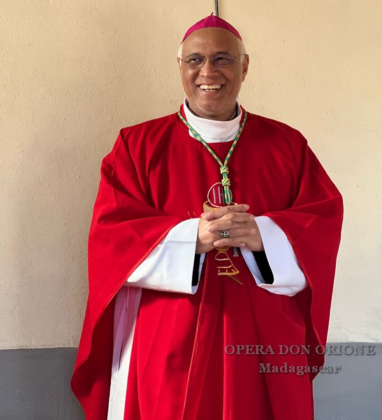 Madagascar: A Miandrarivo inaugurata la chiesa intitolata a Sant'Agostino -  25044