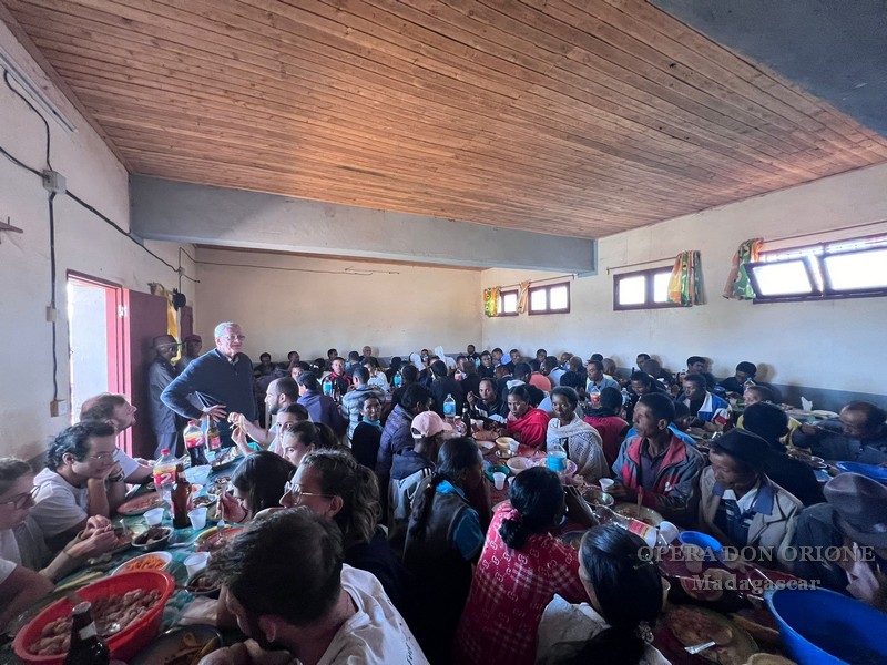 Madagascar: A Miandrarivo inaugurata la chiesa intitolata a Sant'Agostino -  25052