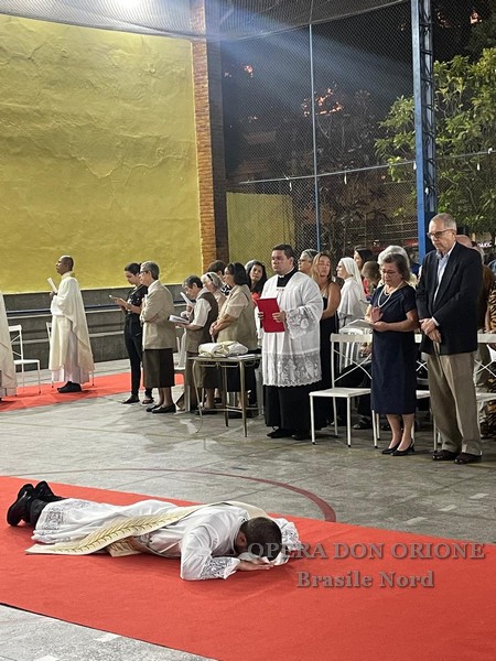 Brasile Nord: A Niterói l'ordinazione sacerdotale di Henrique Fortes de Almeida Francioni Gama -  25072