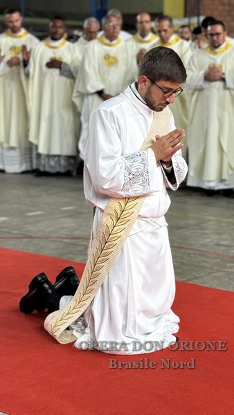 Brasile Nord: A Niterói l'ordinazione sacerdotale di Henrique Fortes de Almeida Francioni Gama -  25075