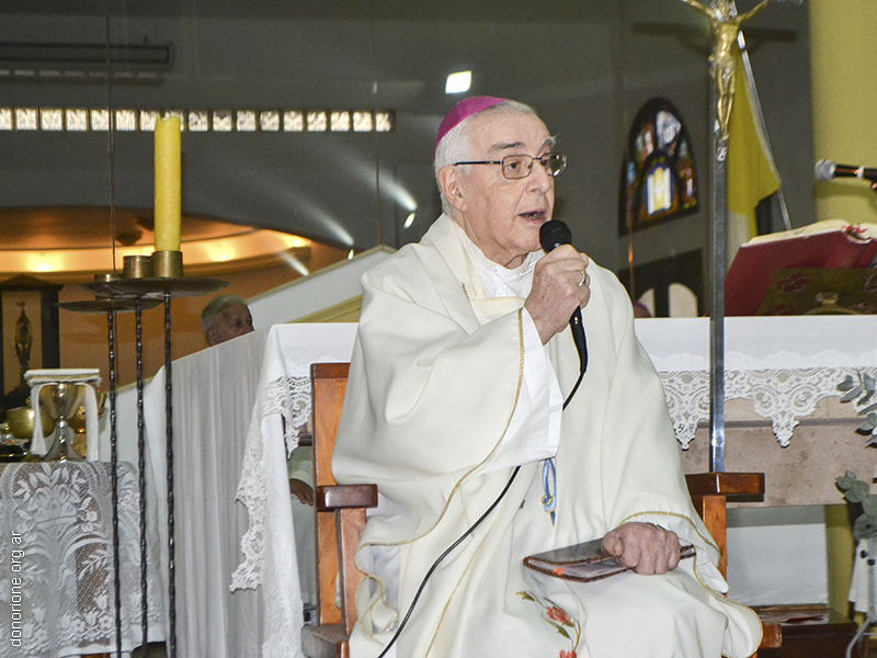 Argentina: Anniversario di sacerdozio e rinnovo dei voti a Claypole -  25089