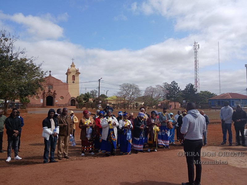 Mozambico: Famiglia Orionina in pellegrinaggio al Santuario di 