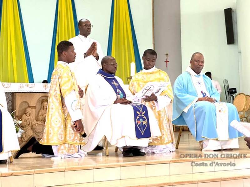 Costa d'Avorio: Celebrate a Bonoua la Solennità della Madonna della Guardia e le Professioni perpetue -  25163