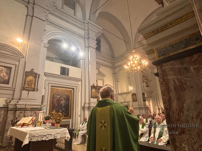 Chiamati a vivere la gratitudine. Sacerdoti orionini in pellegrinaggio al santuario di Casei Gerola -  25177