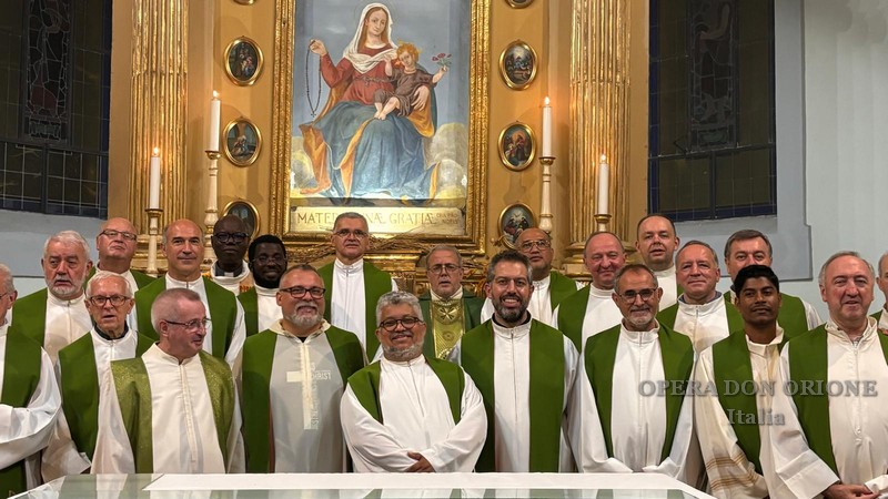 Chiamati a vivere la gratitudine. Sacerdoti orionini in pellegrinaggio al santuario di Casei Gerola -  25179