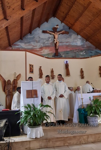 Iniziata la Visita Canonica Generale nella Delegazione “Maria, Regina del Madagascar” -  25279