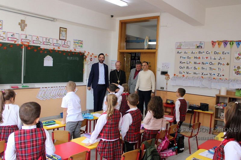 Romania: A Oradea l'inizio di un nuovo anno scolastico -  25382