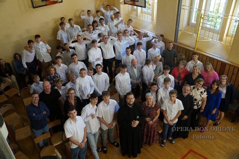 Polonia: A Varsavia la cerimonia di inizio anno scolastico del Centro Educativo Giovanile  -  25425