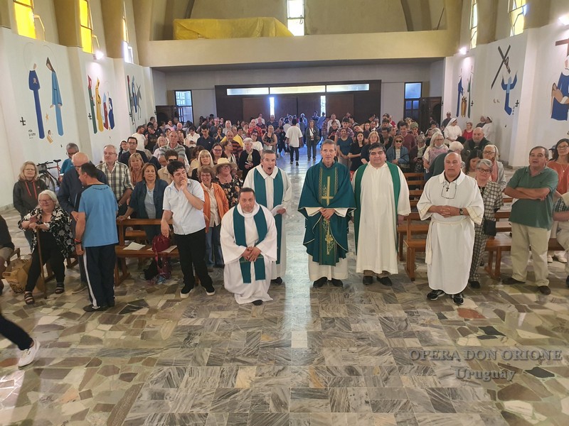 Famiglia Orionina in festa in Uruguay -  25627