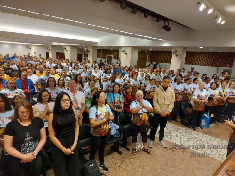 Brasile: La Famiglia Carismatica Orionina in pellegrinaggio al Santuario Nazionale di Aparecida -  25634
