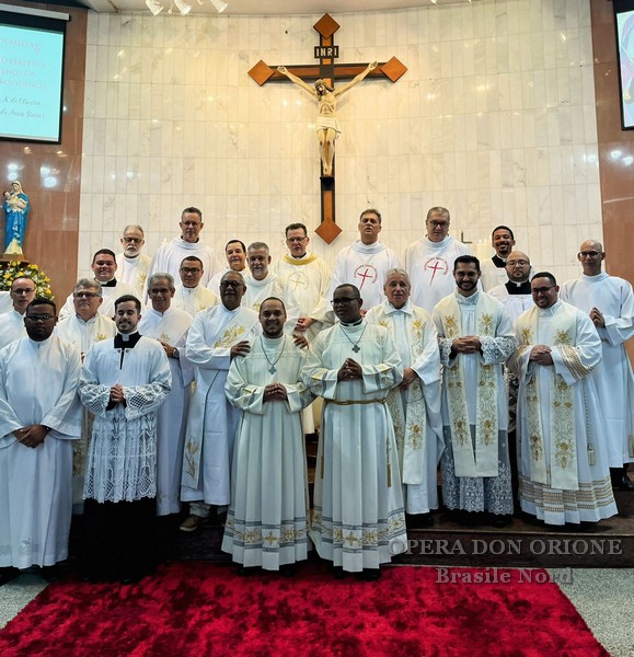 Brasile Nord: A Belo Horizonte la professione perpetua dei chierici Jaider Geraldo e Anilson Alves -  25737